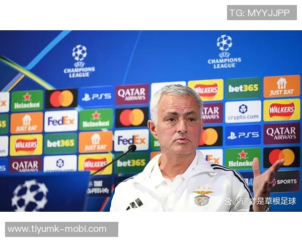 穆里尼奥谈非洲球员称呼自己为老爹的忠诚与纯粹情感 穆里尼奥谈非洲球员称呼自己为老爹的忠诚与纯粹情感